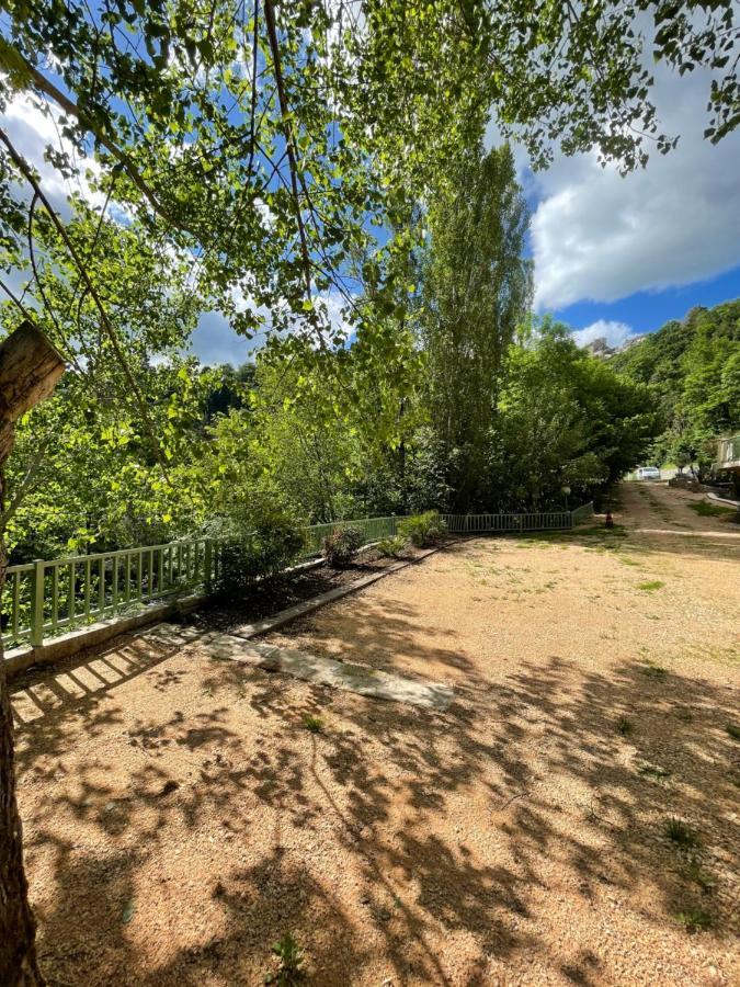 לה קאנורג Hotel Le Moulin D'Olt מראה חיצוני תמונה